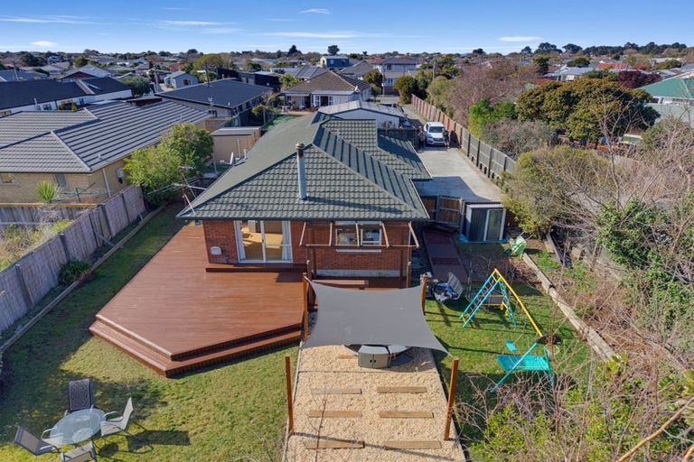 Photo of property in 5a Woodgrove Avenue, North New Brighton, Christchurch, 8083
