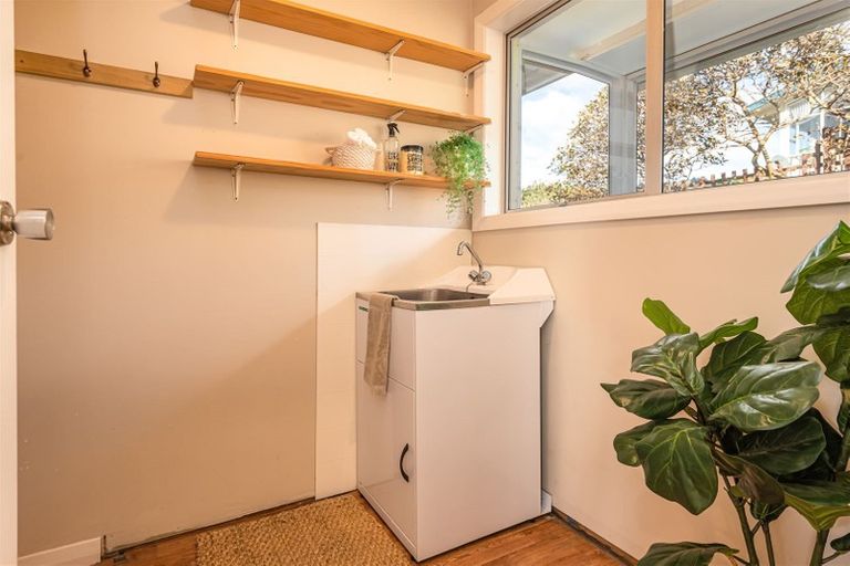 Photo of property in 39a Main Road, Redcliffs, Christchurch, 8081