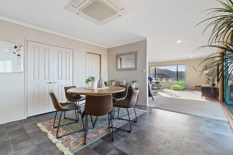 Photo of property in 111 Pacific View Drive, Whangamata, 3620