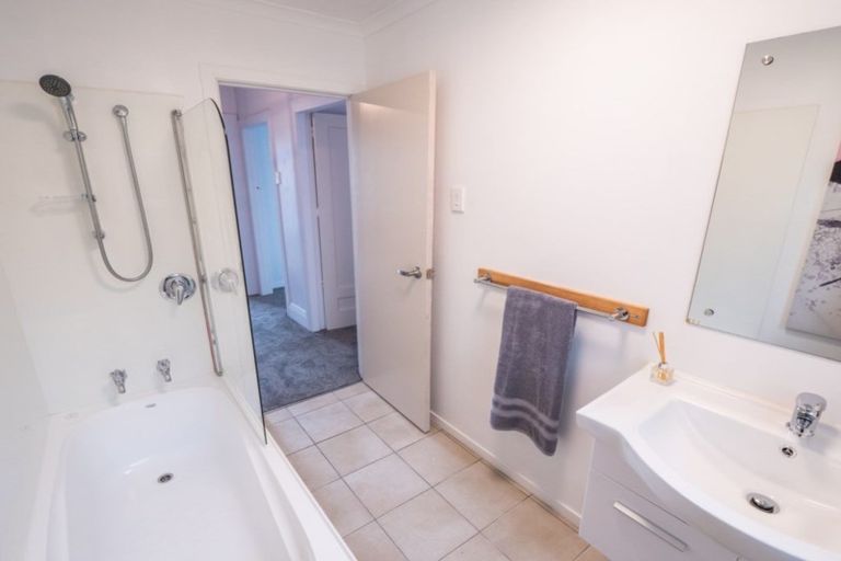 Photo of property in 128 Bedford Street, Saint Clair, Dunedin, 9012