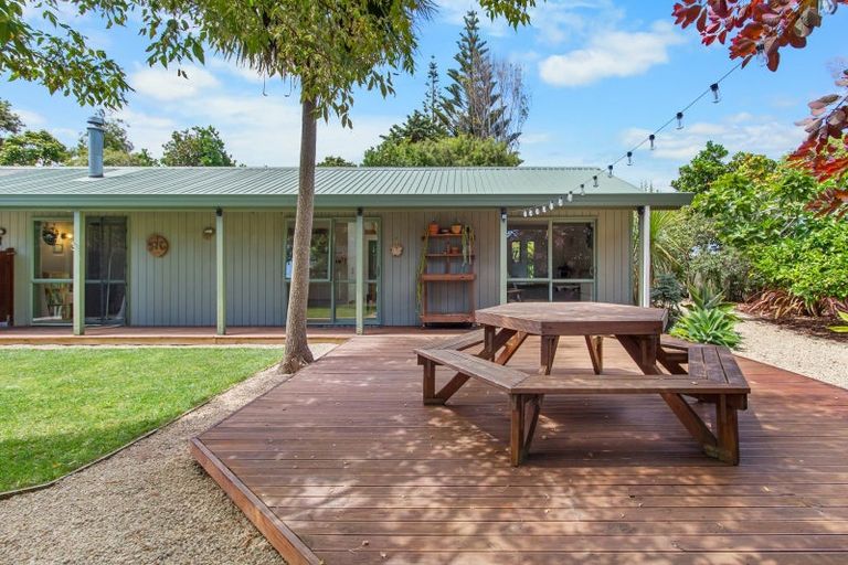 Photo of property in 57c Kirk Street, Otaki, 5512