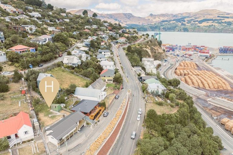 Photo of property in 10 Saint Davids Street, Lyttelton, 8082