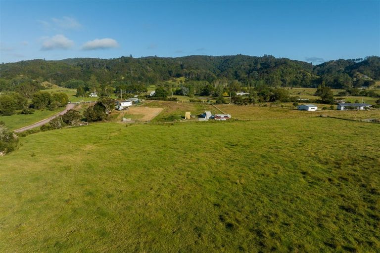 Photo of property in 21 Doel Road, Awanui, 0486