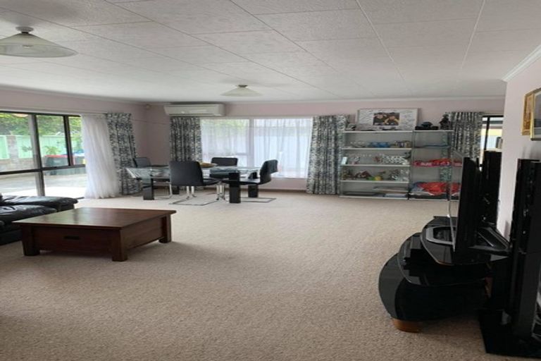 Photo of property in 3/6 Tararua Street, Trentham, Upper Hutt, 5018