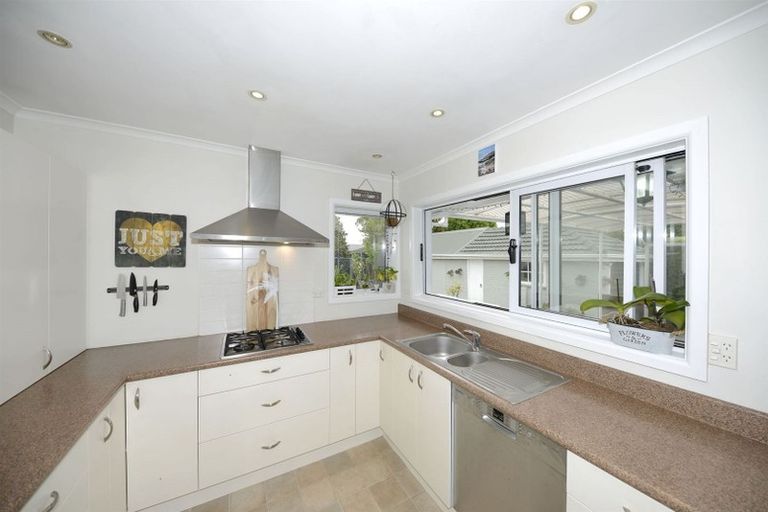 Photo of property in 18 Mooray Avenue, Bishopdale, Christchurch, 8053