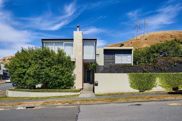 Photo of property in 51 Amesbury Drive, Churton Park, Wellington, 6037