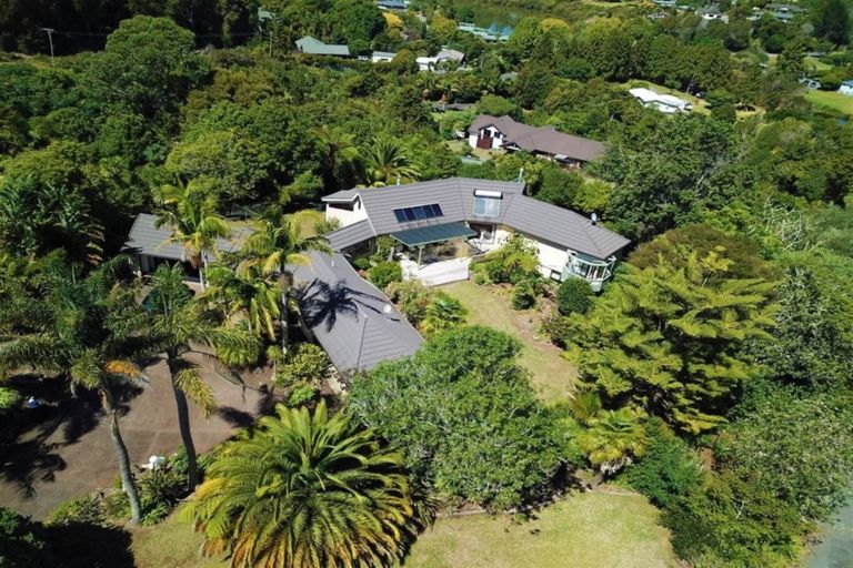 Photo of property in 190 Landing Road, Kerikeri, 0294