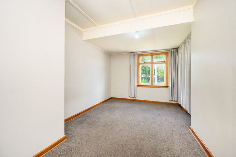 Photo of property in 25 Karina Terrace, Roslyn, Palmerston North, 4414