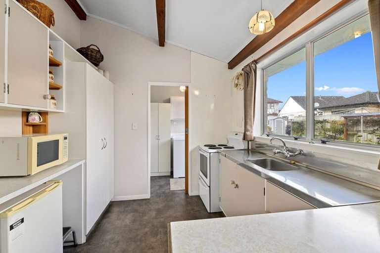 Photo of property in 152b Bartholomew Road, Levin, 5510