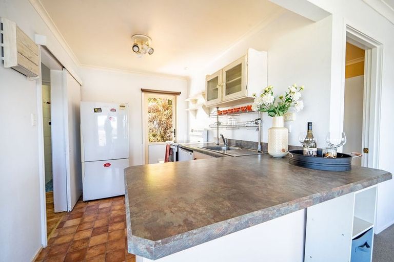 Photo of property in 13 Harbour View Road, Omokoroa, 3114