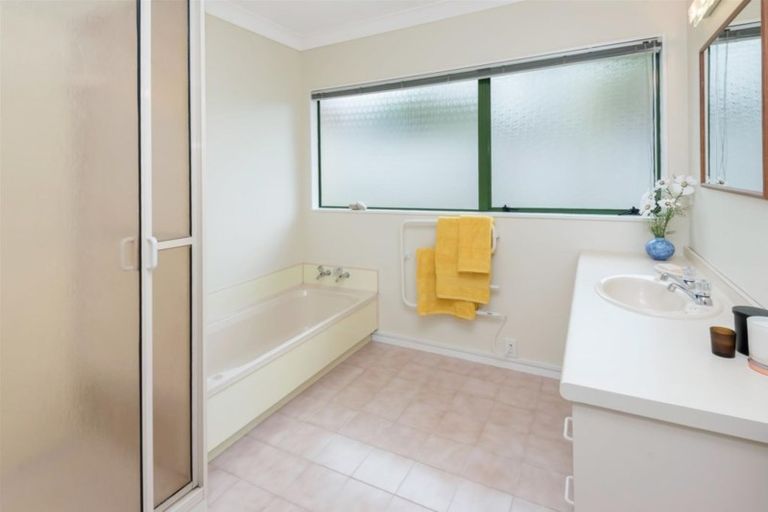 Photo of property in 13b Corriedale Place, Somerville, Auckland, 2014