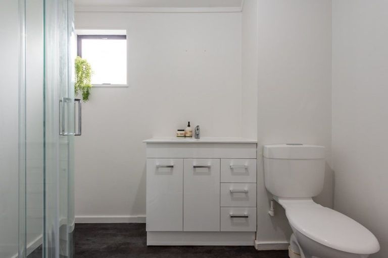 Photo of property in 1/7 Sheridan Terrace, Johnsonville, Wellington, 6037