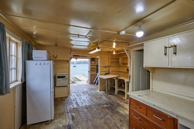 Photo of property in 138 Evans Bay Parade, Roseneath, Wellington, 6021