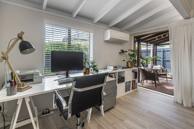 Photo of property in 1/136 Calliope Road, Stanley Point, Auckland, 0624