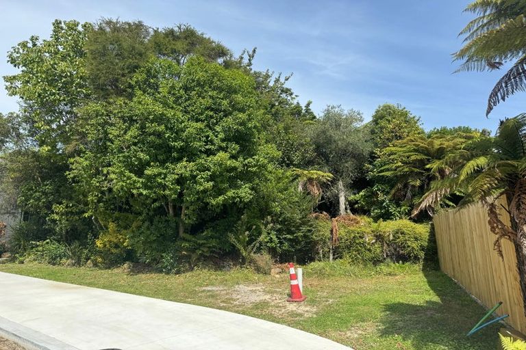 Photo of property in 5a Libra Place, Kawaha Point, Rotorua, 3010