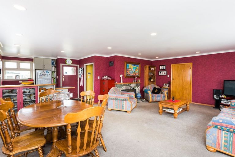 Photo of property in 134 Gillespies Line, Cloverlea, Palmerston North, 4412