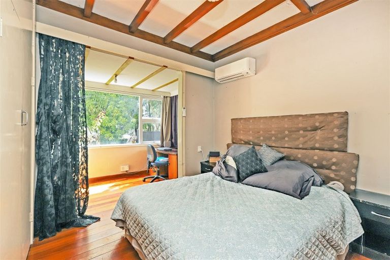 Photo of property in 1311 Jubilee Street, Mayfair, Hastings, 4122