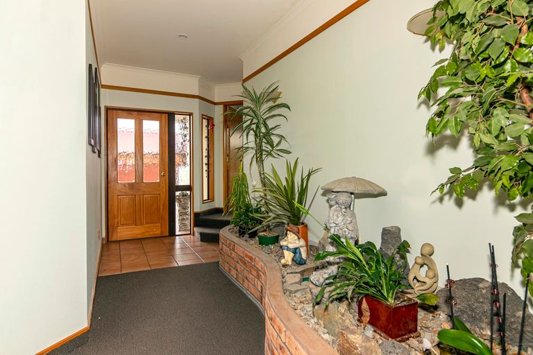 Photo of property in 71 Temple Crescent, Gleniti, Timaru, 7910