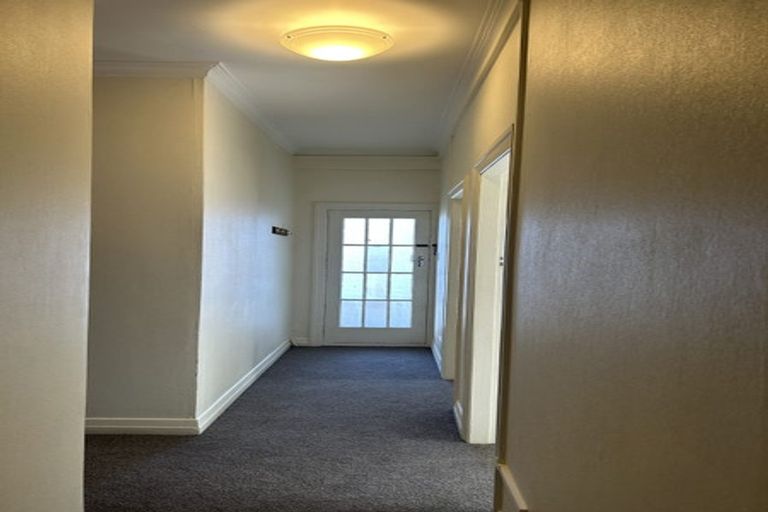 Photo of property in Elms Court Flats, 8/367 The Terrace, Te Aro, Wellington, 6011