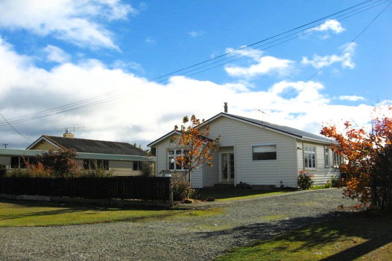 Photo of property in 26 Norwich Street, Hampden, 9410