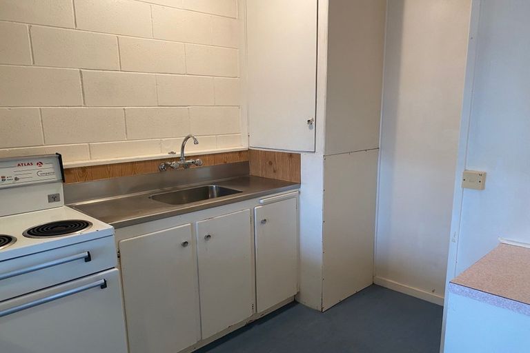 Photo of property in 9 Esplanade Road, Mount Eden, Auckland, 1024