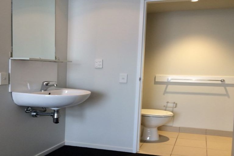 Photo of property in 12/31 Poulson Street, Addington, Christchurch, 8024