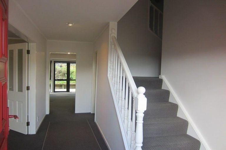 Photo of property in 99 Woodman Drive, Tawa, Wellington, 5028