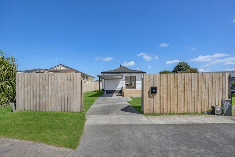 Photo of property in 3/10 Ebenezer Way, Clendon Park, Auckland, 2103