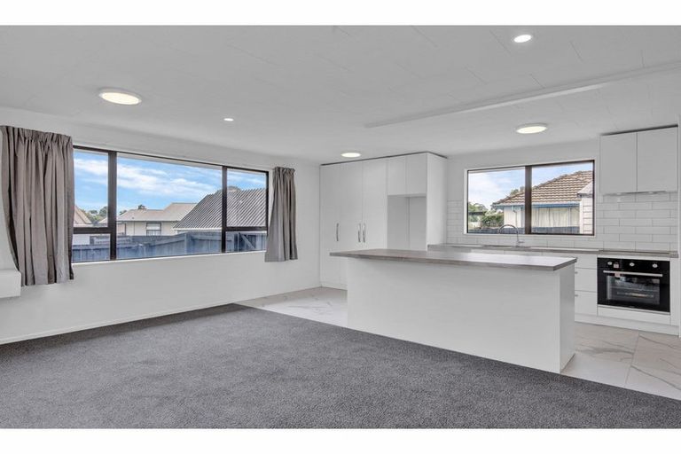 Photo of property in 17 Keighleys Road, Bromley, Christchurch, 8062