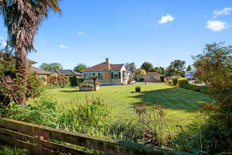 Photo of property in 117 Victoria Street, Cambridge, 3434