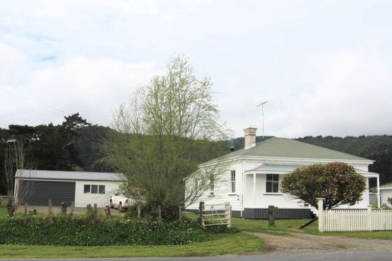Photo of property in 1255 Tiki Sh25 Road, Coromandel, 3506