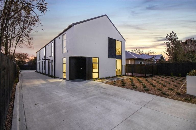 Photo of property in 209c Cranford Street, St Albans, Christchurch, 8014