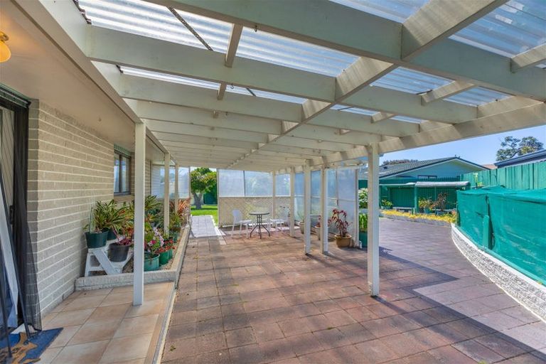 Photo of property in 46 Spriggs Crescent, Greenmeadows, Napier, 4112