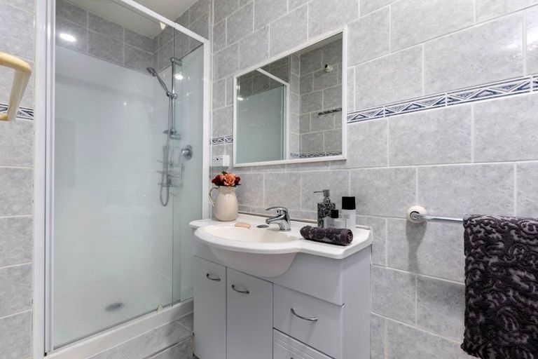 Photo of property in 95 Porritt Avenue, Chatswood, Auckland, 0626