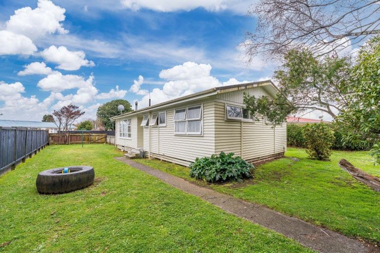 Photo of property in 13 Te Rangitautahanga Road, Turangi, 3334
