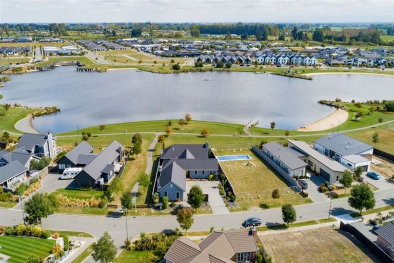 Photo of property in 37 The Esplanade, Pegasus, 7612