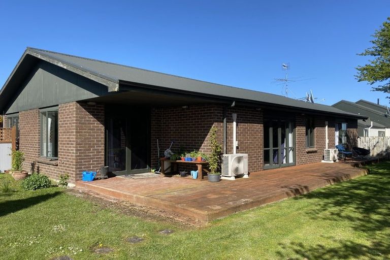 Photo of property in 6 Calder Place, Winton, 9720