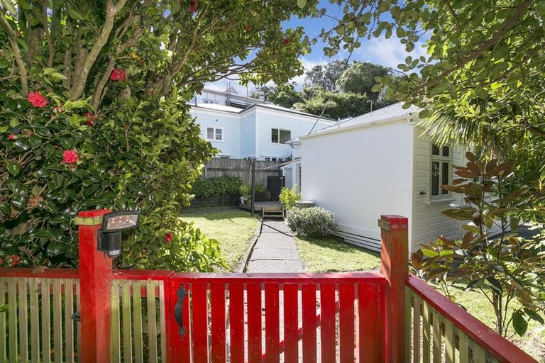 Photo of property in 424a Adelaide Road, Berhampore, Wellington, 6023