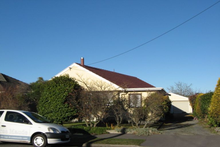 Photo of property in 19 Roberts Road, Hei Hei, Christchurch, 8042