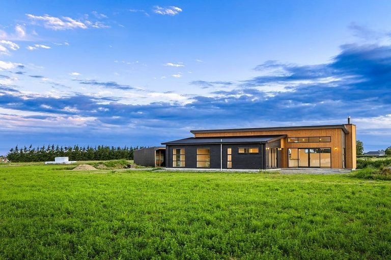 Photo of property in 1096 Woodstock Road, View Hill, Oxford, 7495