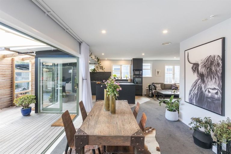 Photo of property in 7 Galway Avenue, Hokowhitu, Palmerston North, 4410