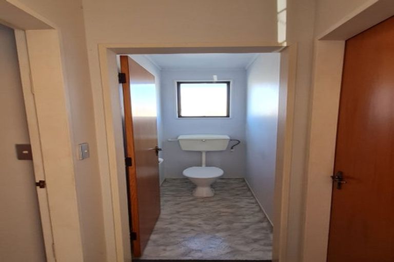 Photo of property in 5/8 Hewer Crescent, Naenae, Lower Hutt, 5011