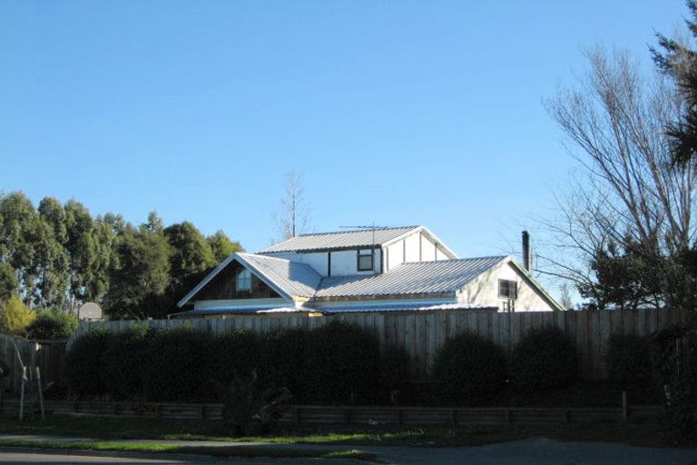 Photo of property in 813 Main North Road, Belfast, Christchurch, 8051