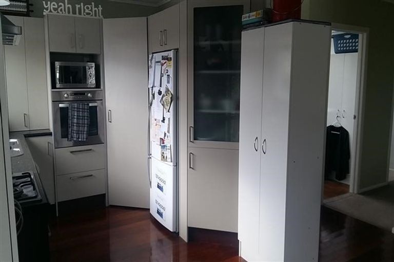 Photo of property in 37 Shirley Avenue, Papakura, 2110