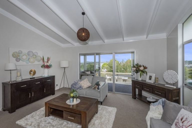 Photo of property in 37 Eureka Place, Parahaki, Whangarei, 0112