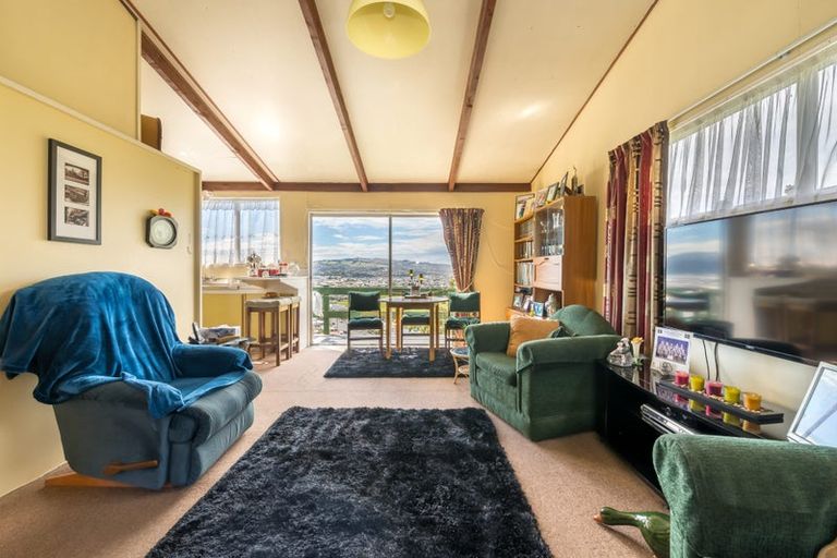 Photo of property in 67 Easther Crescent, Kew, Dunedin, 9012