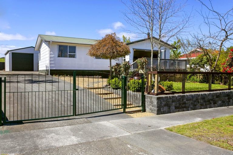Photo of property in 24 Epping Place, Richmond Heights, Taupo, 3330