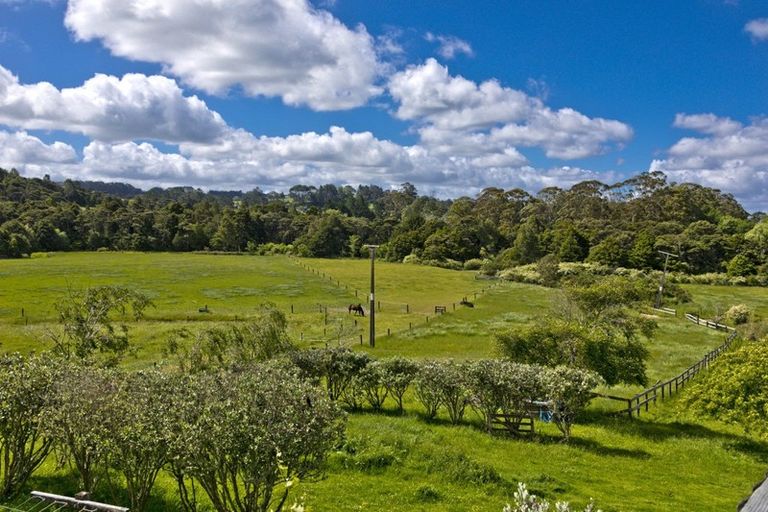Photo of property in 247 Ararimu Valley Road, Helensville, Waimauku, 0882
