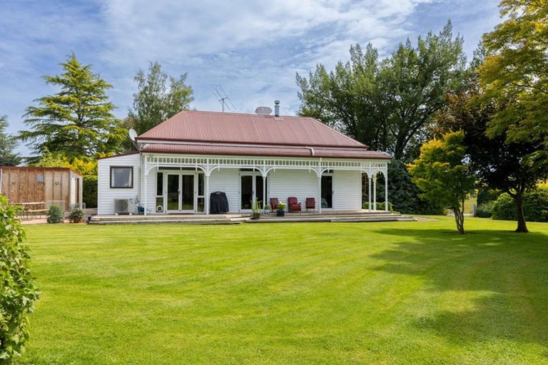 Photo of property in 4 Swalwell Street, Waikaia, 9778