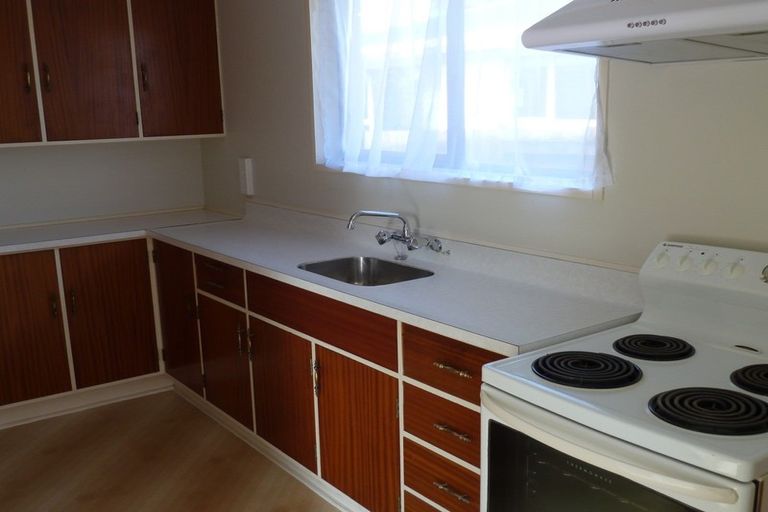 Photo of property in 12 Cedar Crescent, Feilding, 4702